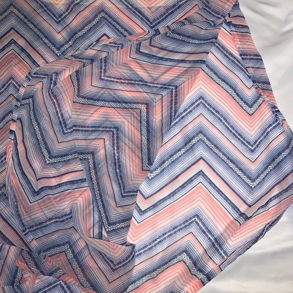 Sheer Maxi Dress with Zig Zag Pattern - Picture 3 of 3